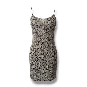 Heart & Hips Juniors Gray Snakeskin Print Bodycon Dress - Large